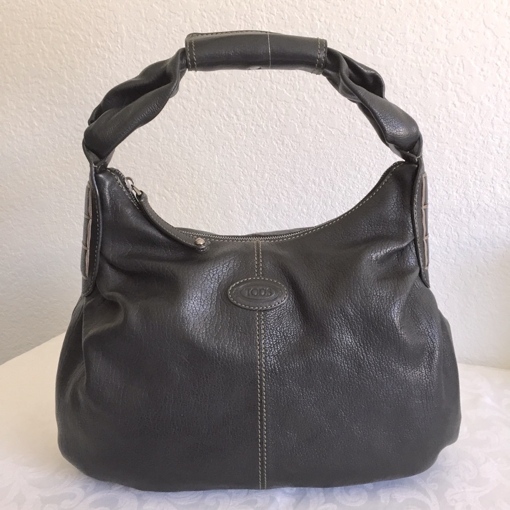 Tod’s black leather hobo bag